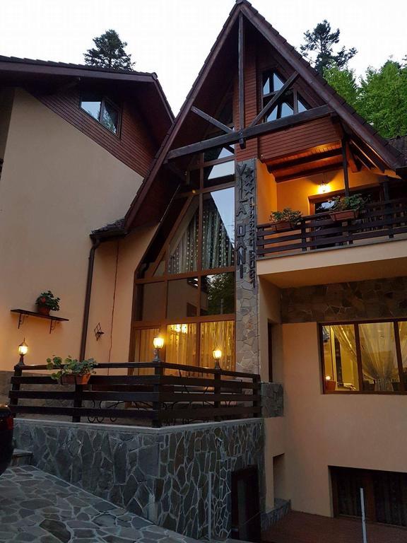 Vila Dani Синая Екстериор снимка